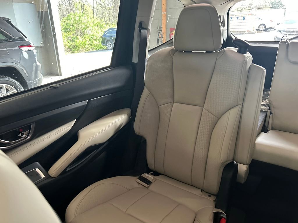 New 2026 Subaru Ascent Limited AWD/4WD image 12