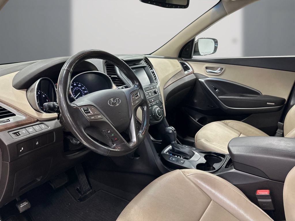 Used 2018 Hyundai Santa Fe Sport w/ 2.4L Tech Package 04 FWD image 13