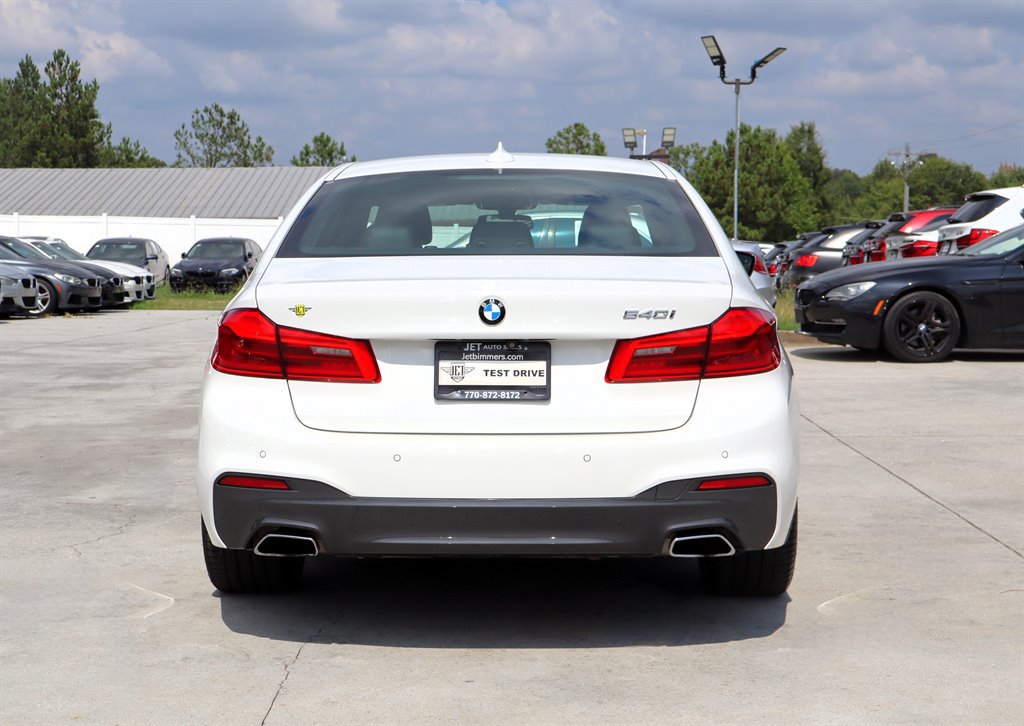 Used 2018 BMW 540i RWD image 6