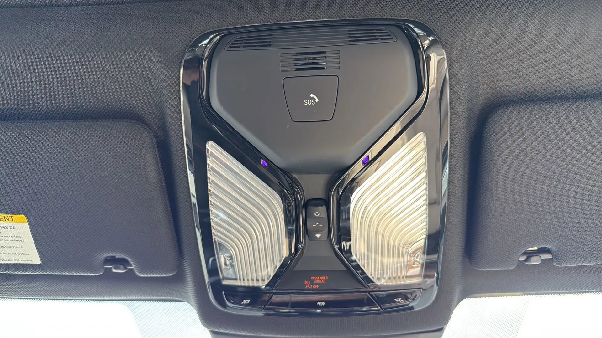 Used 2017 BMW 530i xDrive image 22