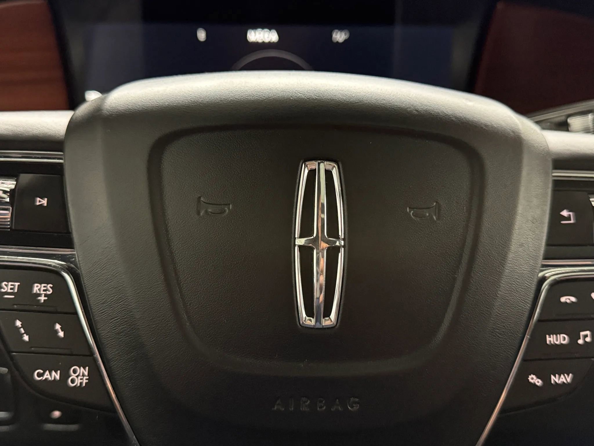 Used 2021 Lincoln Navigator Reserve w/ Luxury Package image 25