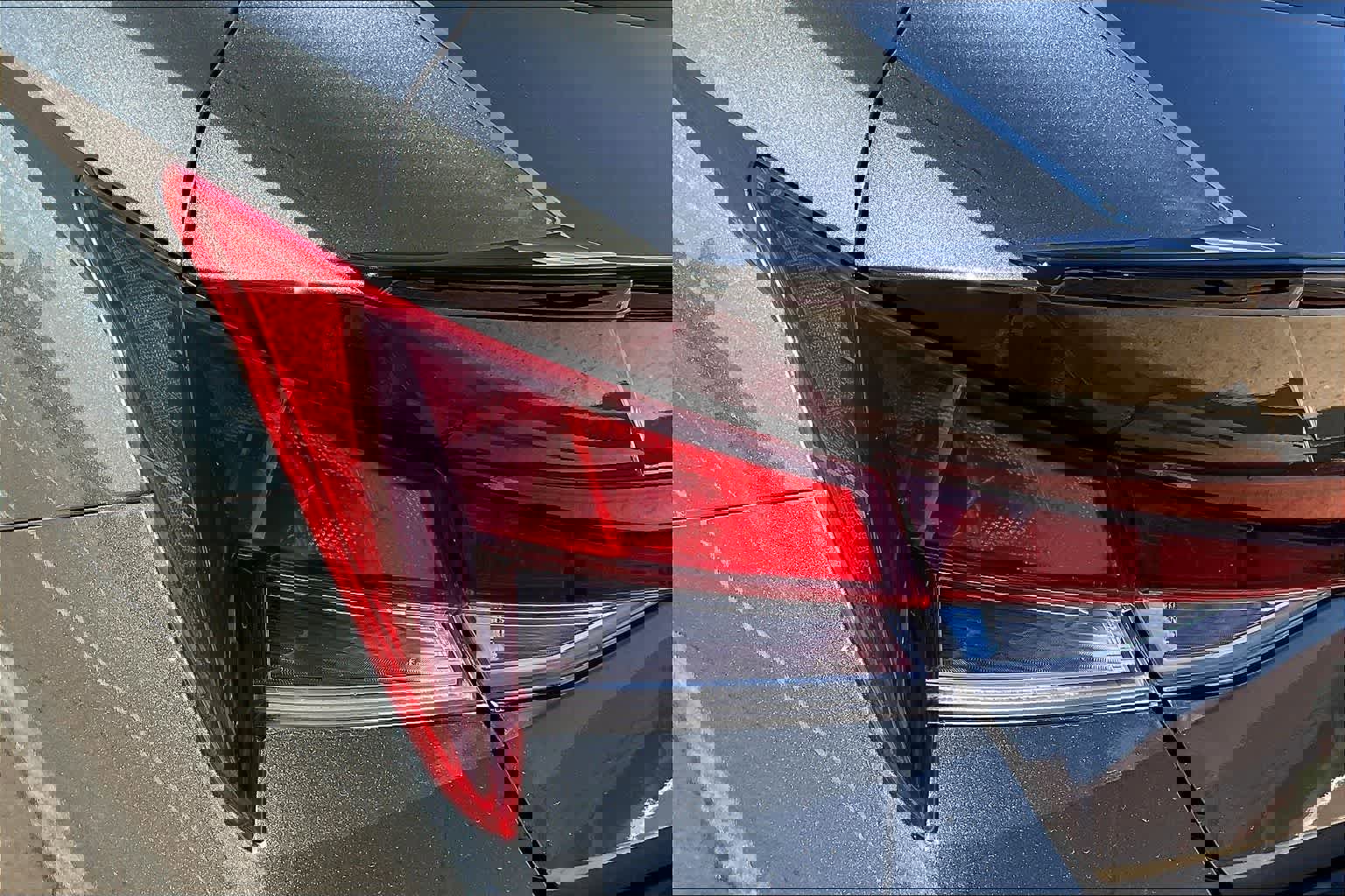 Used 2025 Hyundai Elantra Sport image 31