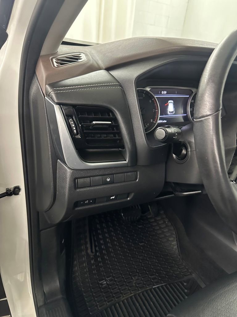 Used 2022 Nissan Rogue SV w/ SV Premium Package AWD/4WD image 14