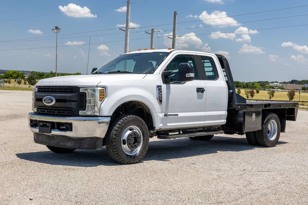 Used 2018 Ford F350 XL w/ Power Equipment Group AWD/4WD image 3