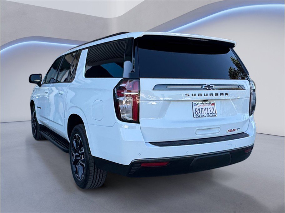 Used 2021 Chevrolet Suburban RST w/ Luxury Package image 4