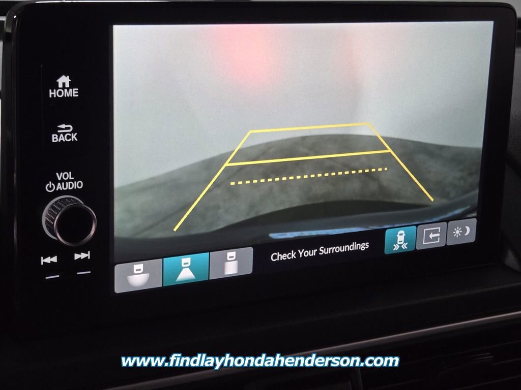 Certified 2025 Honda Pilot Touring image 30