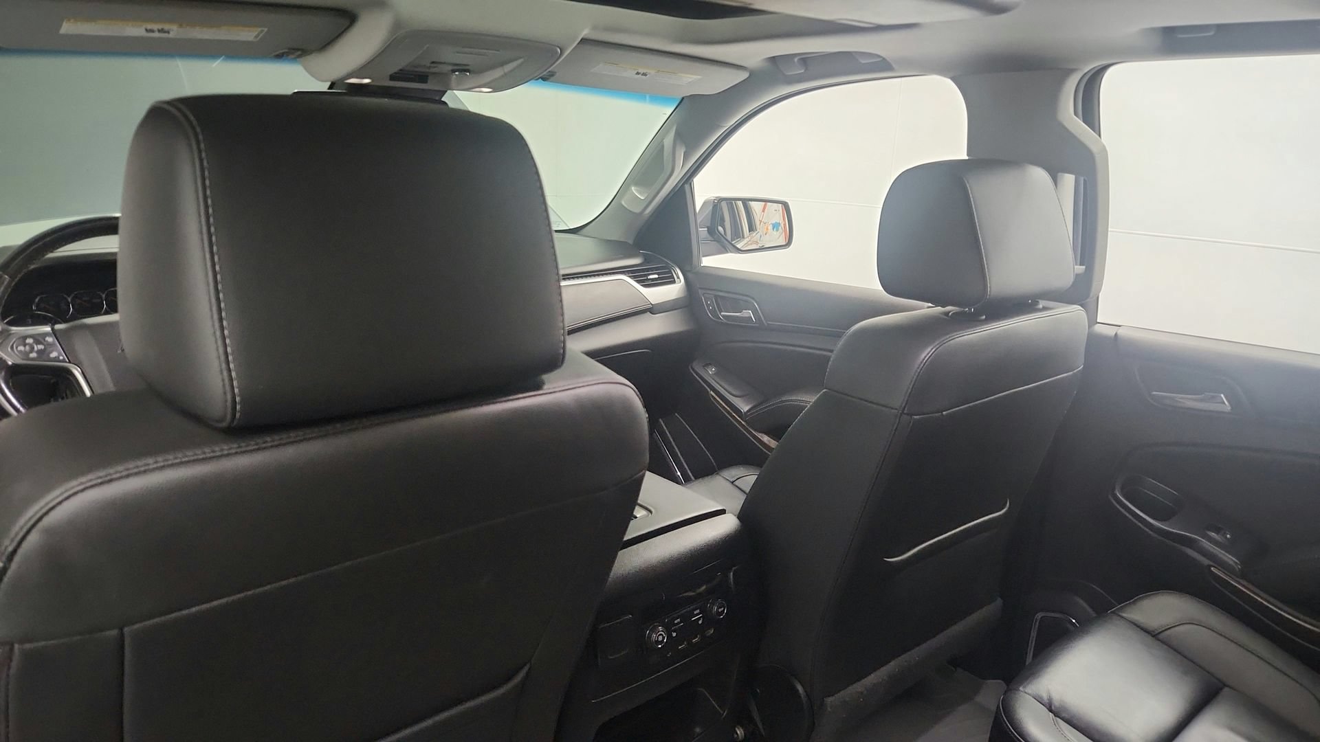 Used 2018 Chevrolet Tahoe LT w/ LT Signature Package AWD/4WD image 25