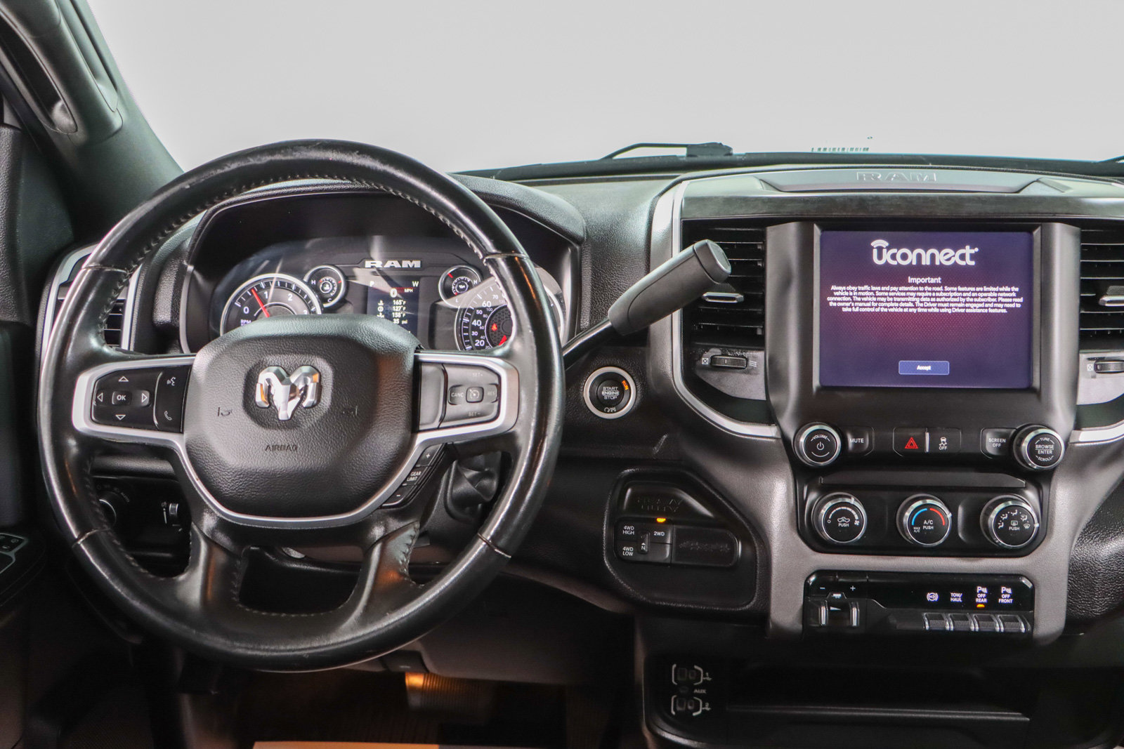 Used 2023 RAM 2500 Big Horn w/ Level 1 Equipment Group image 18