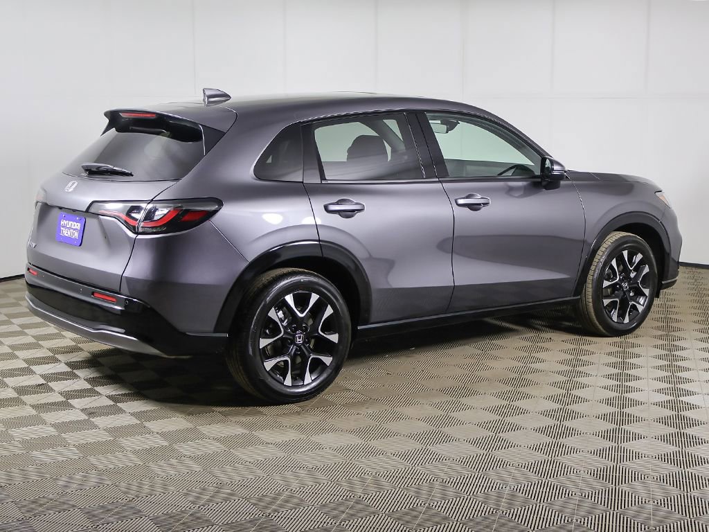 Used 2026 Honda HR-V EX-L image 11