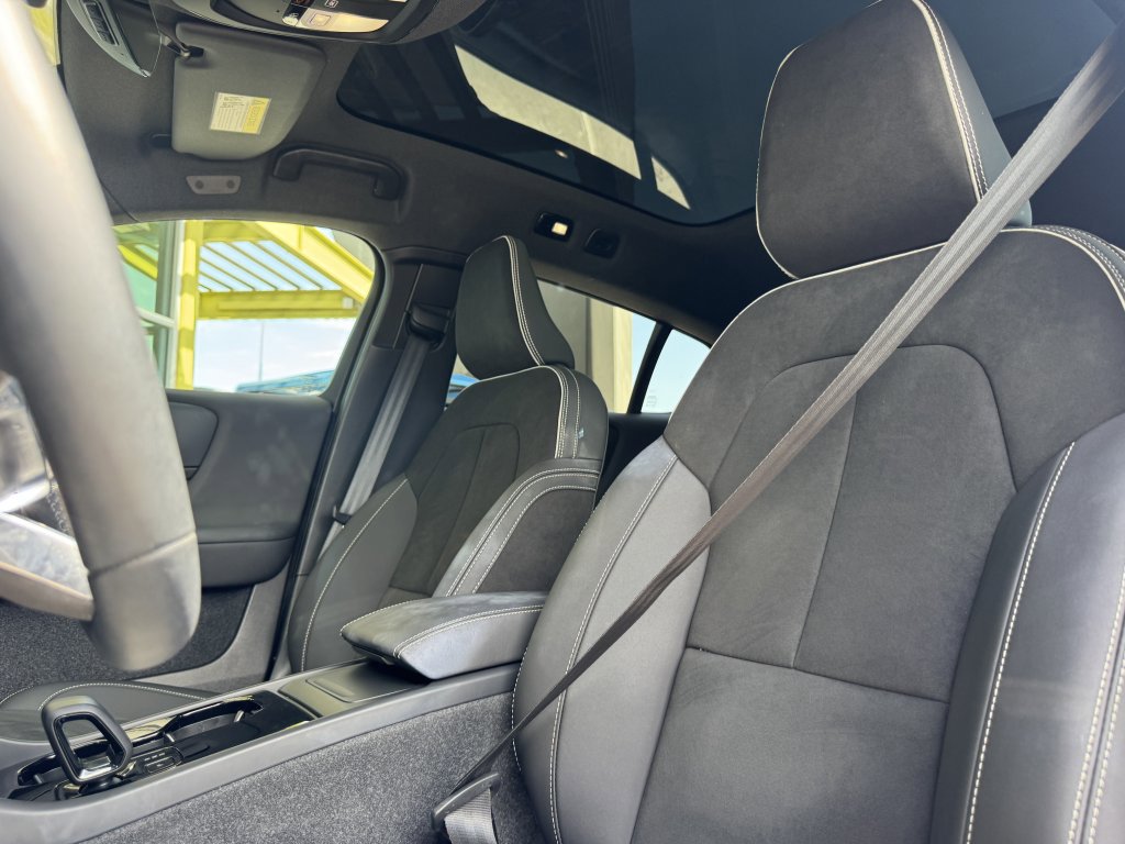 Used 2023 Volvo C40 P8 Recharge Plus w/ Protection Package Premier image 24