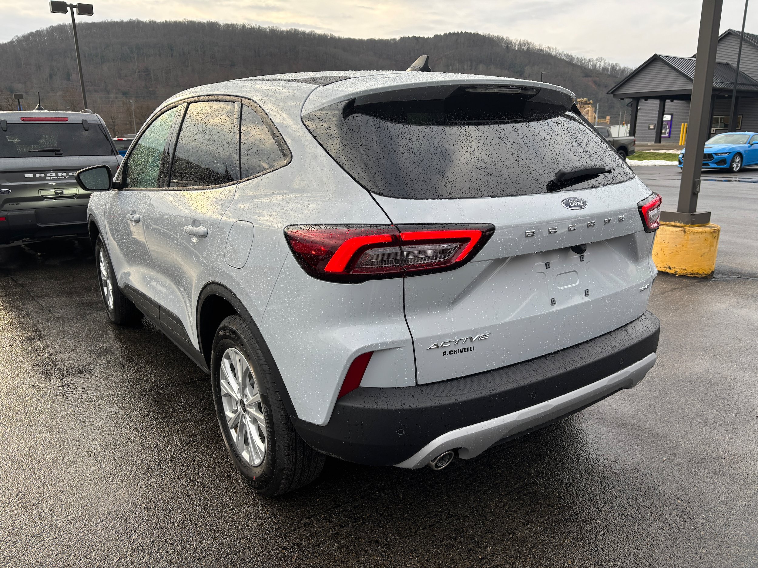 New 2026 Ford Escape Active w/ Tech Pack #1 AWD/4WD video 4
