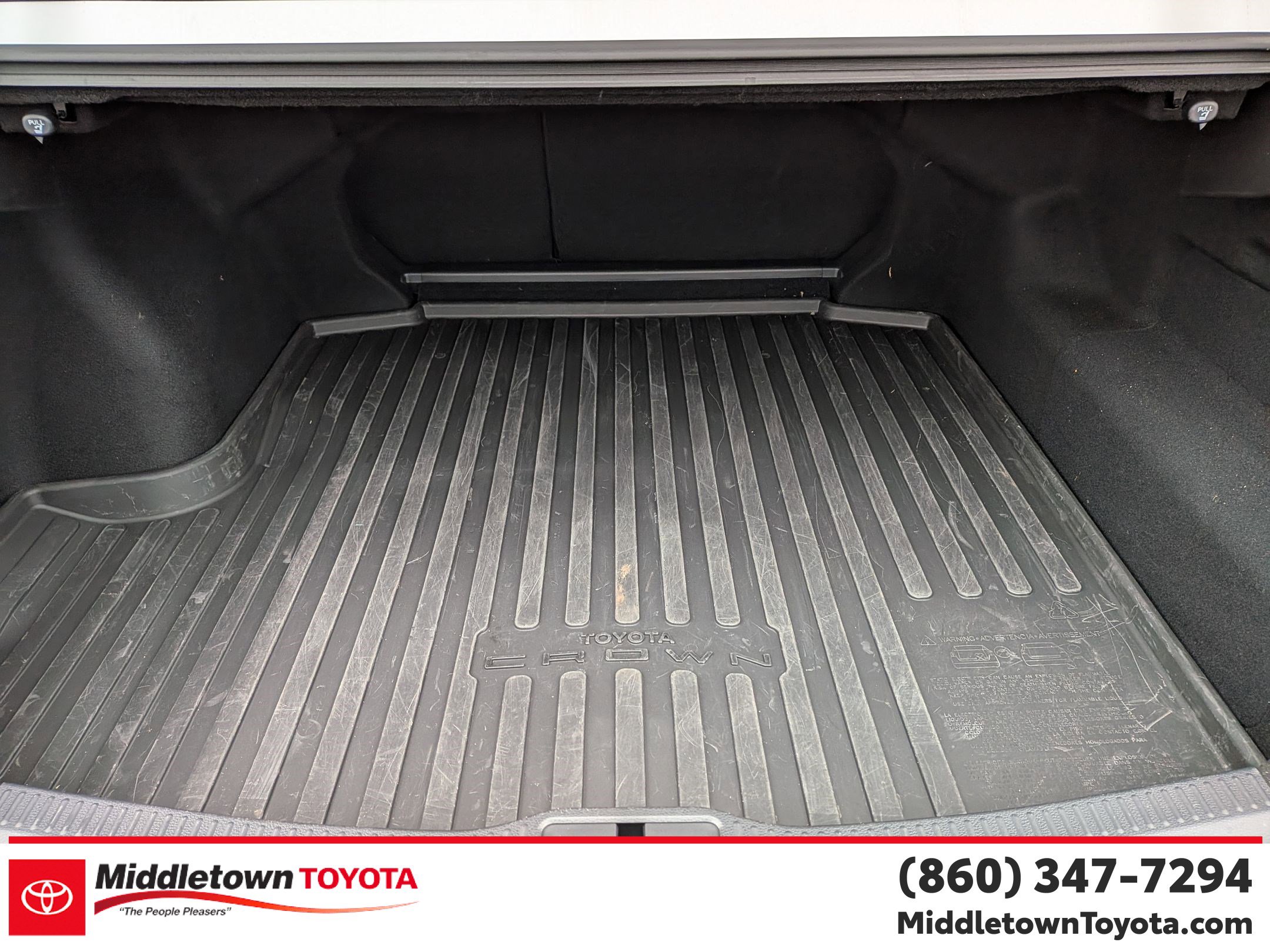 Used 2023 Toyota Crown Platinum image 33