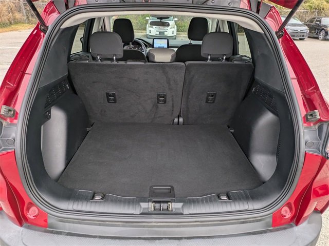 Used 2021 Ford Escape SE w/ SE Sport Appearance Package image 30