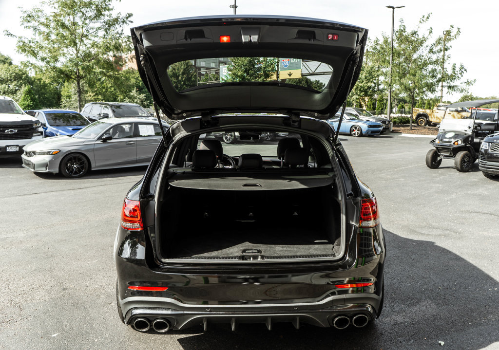 Used 2022 Mercedes-Benz GLC 43 AMG 4MATIC image 31