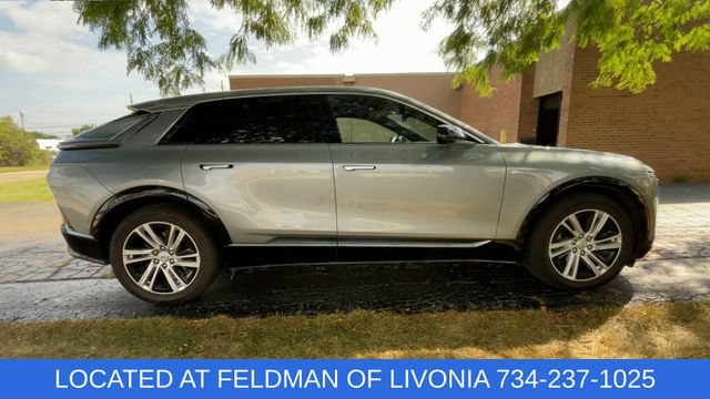 Certified 2024 Cadillac Lyriq Tech AWD/4WD image 9