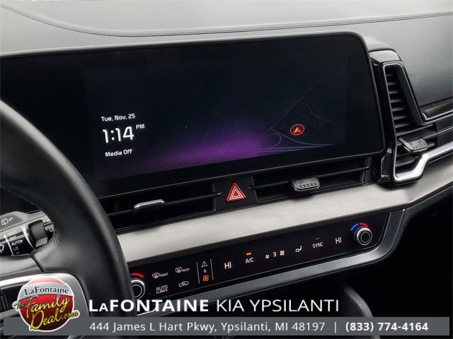 Certified 2025 Kia Sportage EX image 21