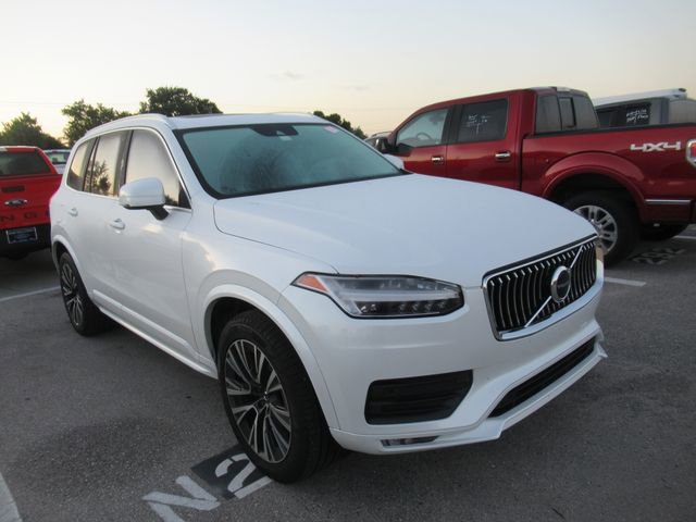 Used 2022 Volvo XC90 T5 Momentum w/ Protection Package Premier FWD image 1
