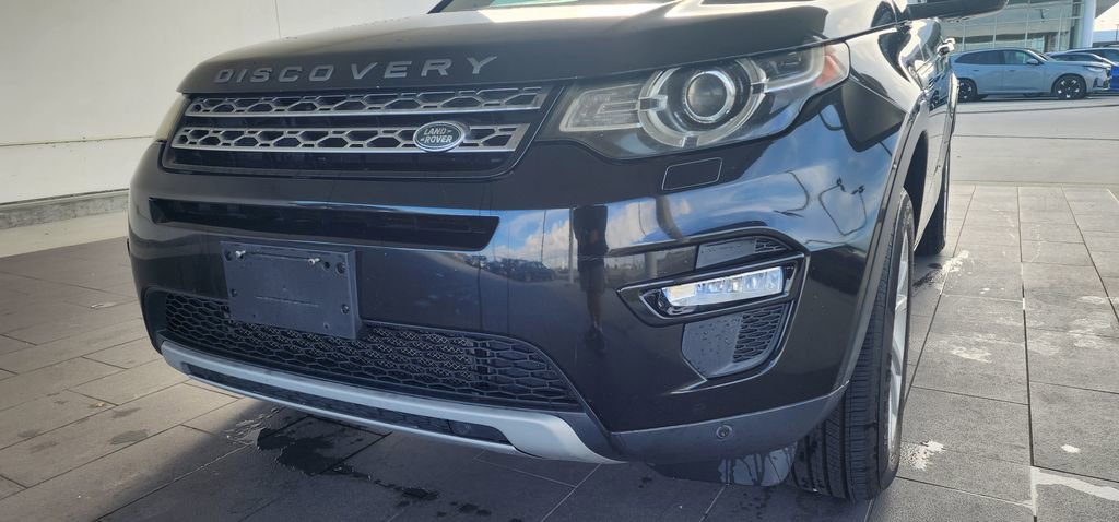 Used 2016 Land Rover Discovery Sport HSE image 2
