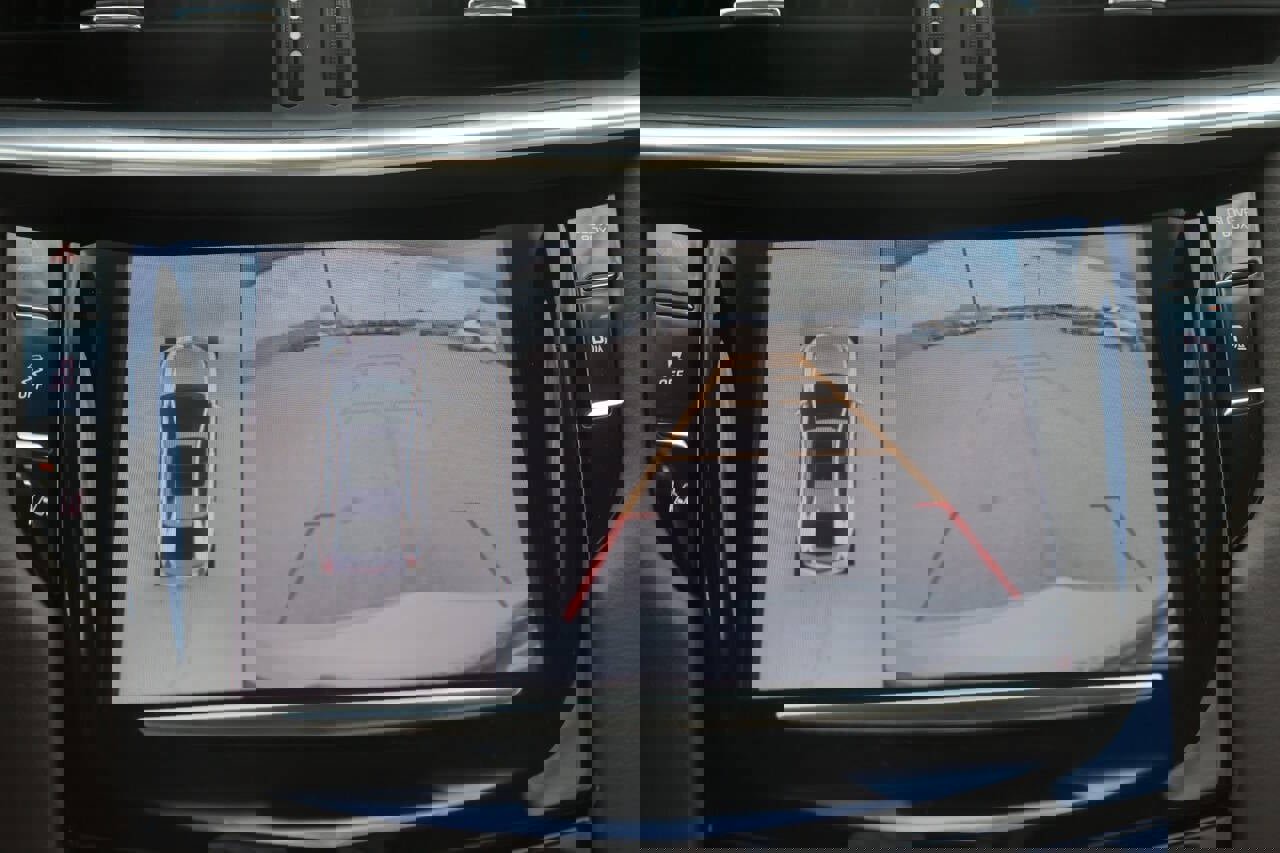 Used 2016 Cadillac XTS Luxury w/ Driver Awareness Package image 22