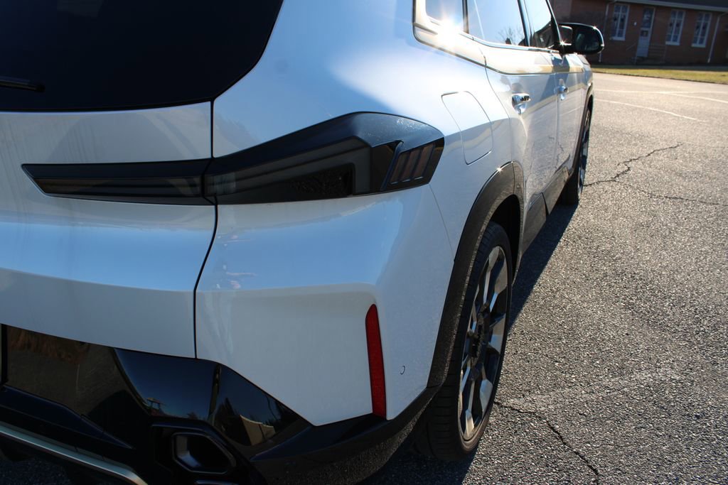 New 2023 BMW XM image 44