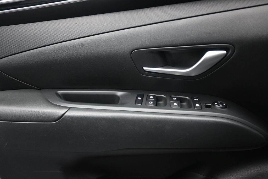 Used 2024 Hyundai Tucson SEL FWD image 18