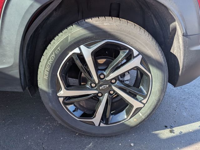 Certified 2023 Chevrolet TrailBlazer RS w/ Sun and Liftgate Package image 25