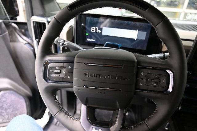 New 2026 GMC Hummer EV SUV AWD/4WD image 22