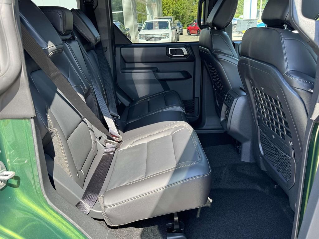 New 2025 Ford Bronco Badlands image 14