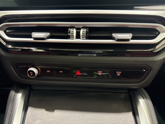 Used 2024 BMW 440i xDrive Coupe w/ Premium Package image 34