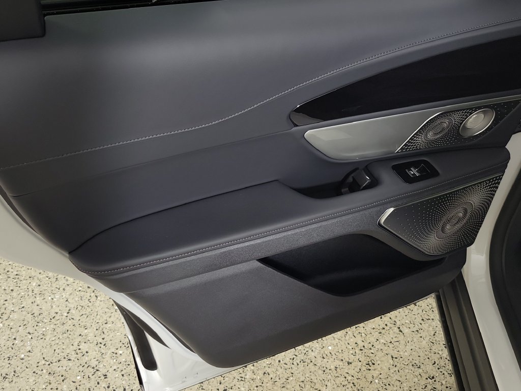 New 2026 Lincoln Nautilus Reserve AWD/4WD image 16