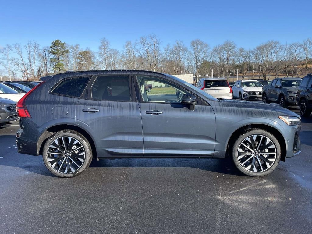New 2026 Volvo XC60 B5 Ultra w/ Protection Package Premier image 28