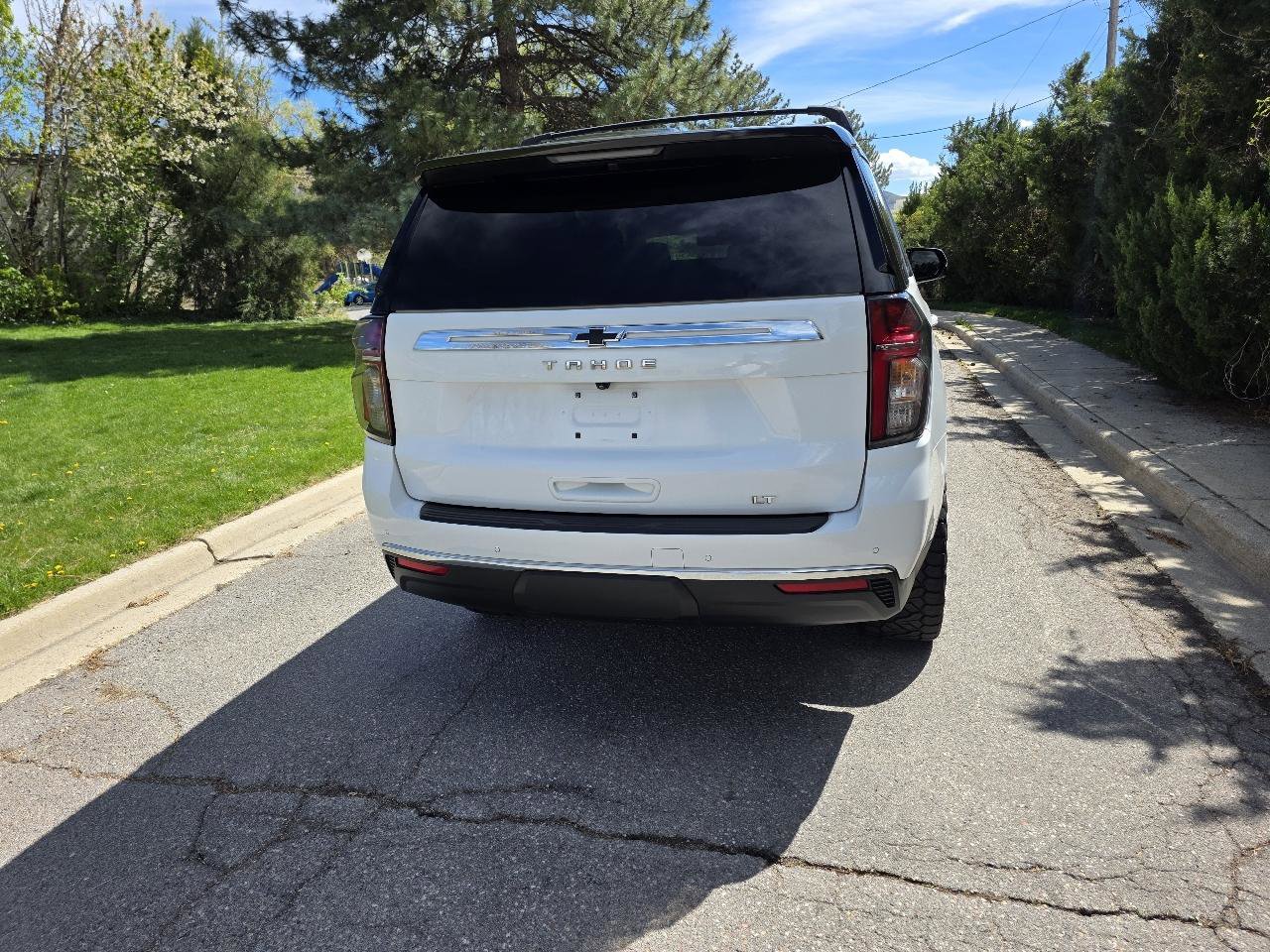 Used 2023 Chevrolet Tahoe LT w/ Luxury Package image 8