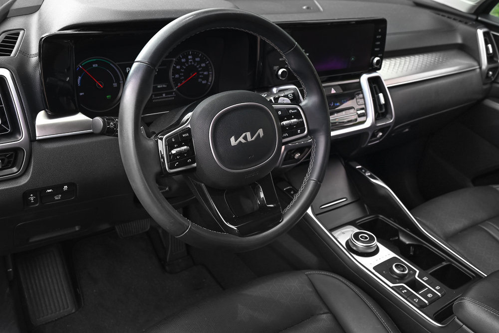 Used 2023 Kia Sorento EX AWD/4WD image 7
