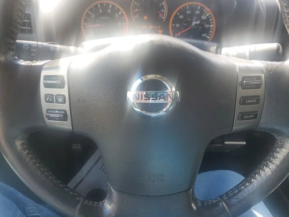 Used 2012 Nissan Titan SV AWD/4WD image 20