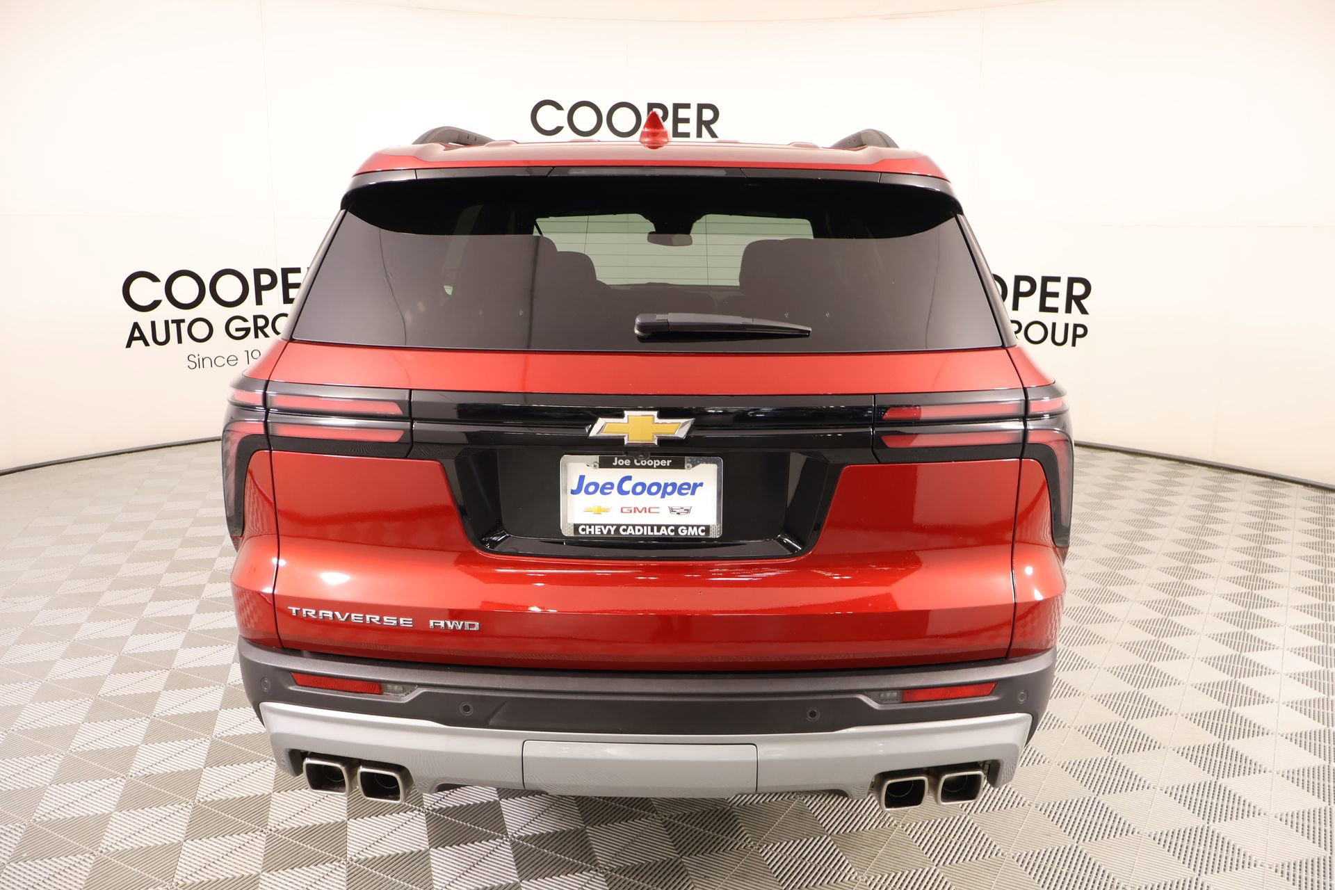 Used 2025 Chevrolet Traverse LT w/ Sun and Wheel Package image 22