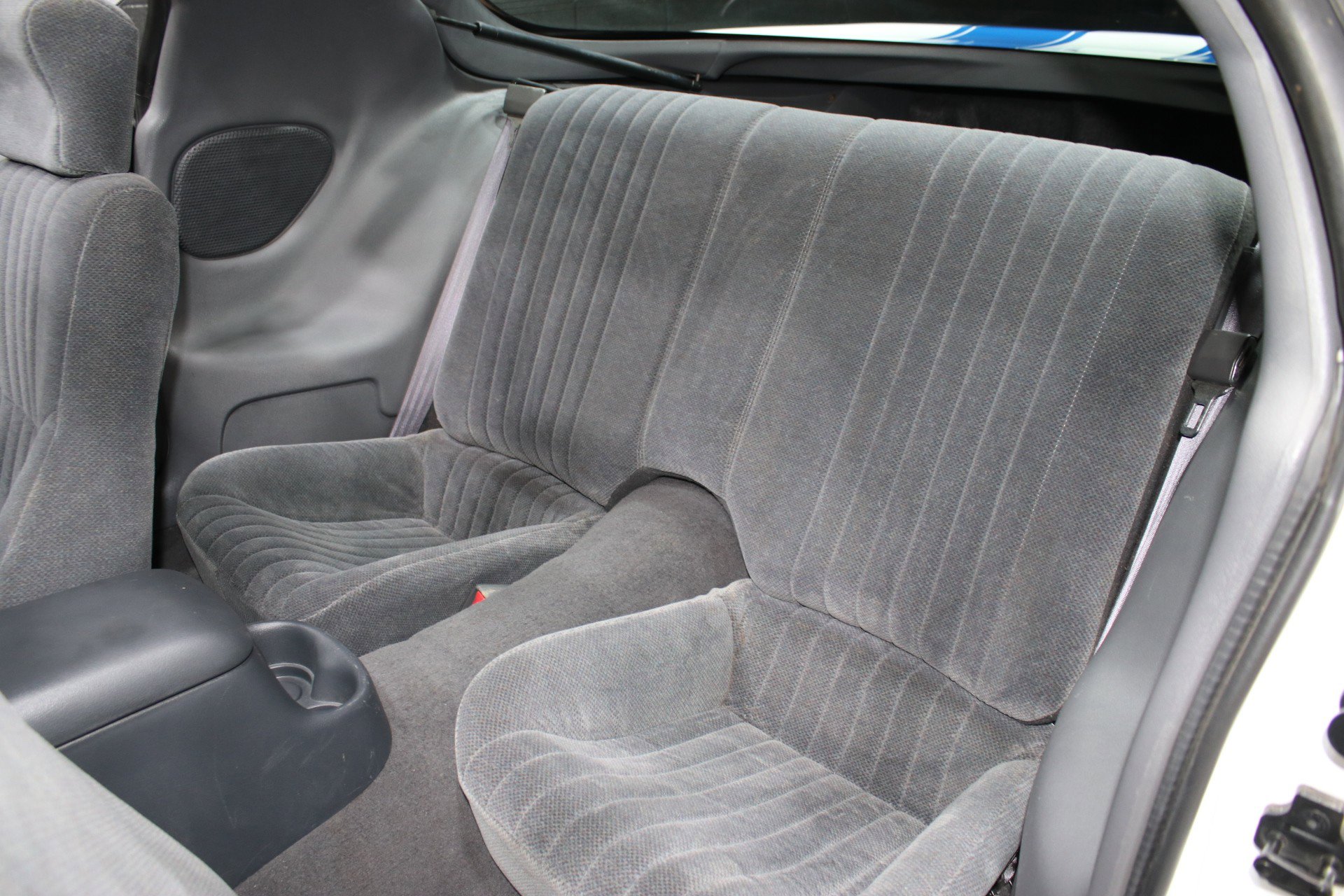 Used 1999 Pontiac Firebird Formula w/ Opt Pkg RWD image 4