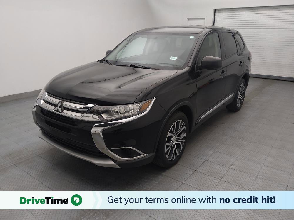 Used 2018 Mitsubishi Outlander ES image 1