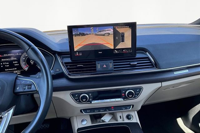 Used 2023 Audi Q5 2.0T Prestige w/ Prestige Package image 6