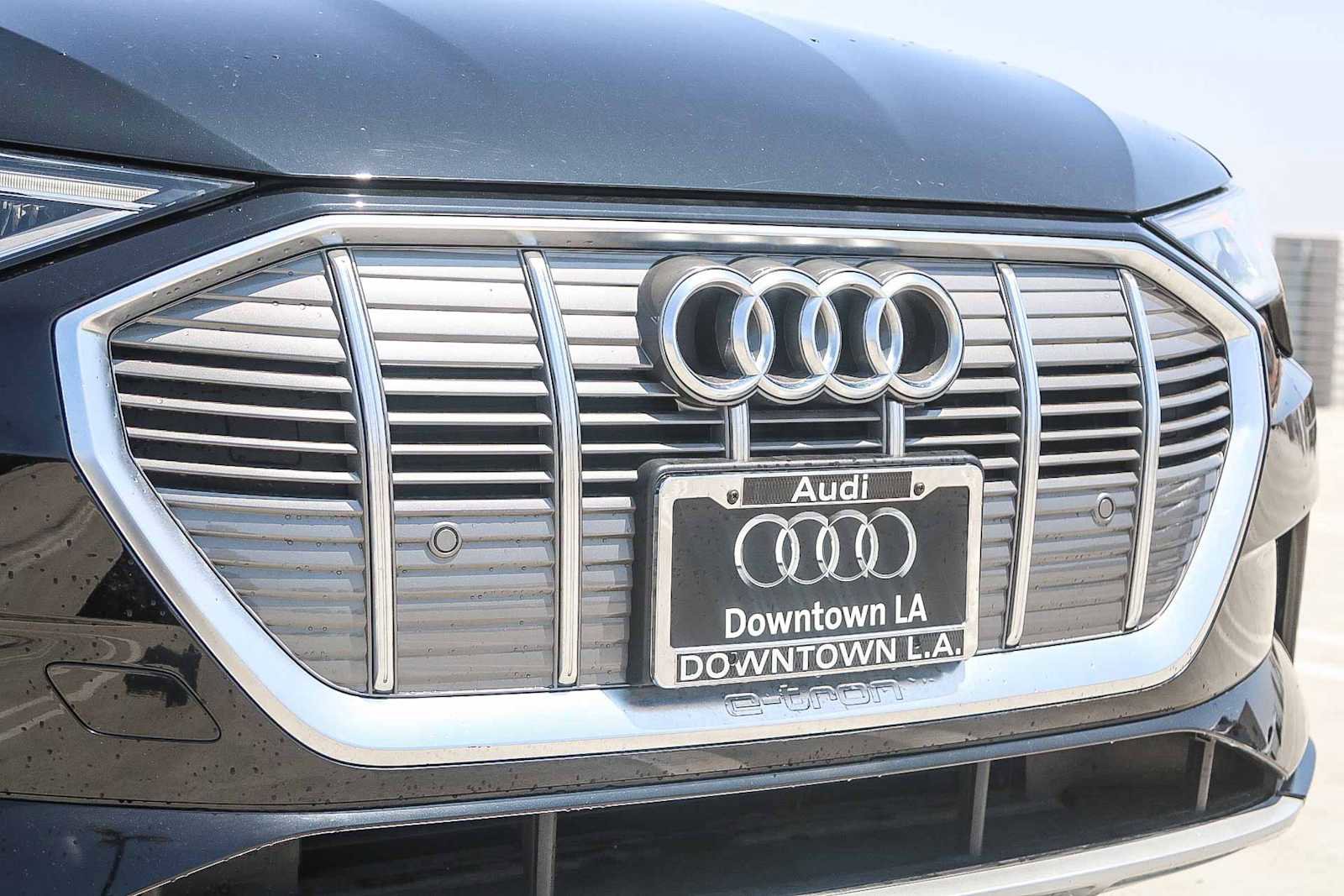 Used 2022 Audi e-tron Premium image 5