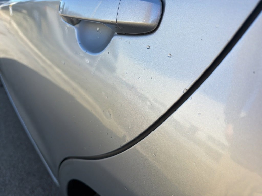 Used 2017 Toyota Camry SE w/ Moonroof Package image 23