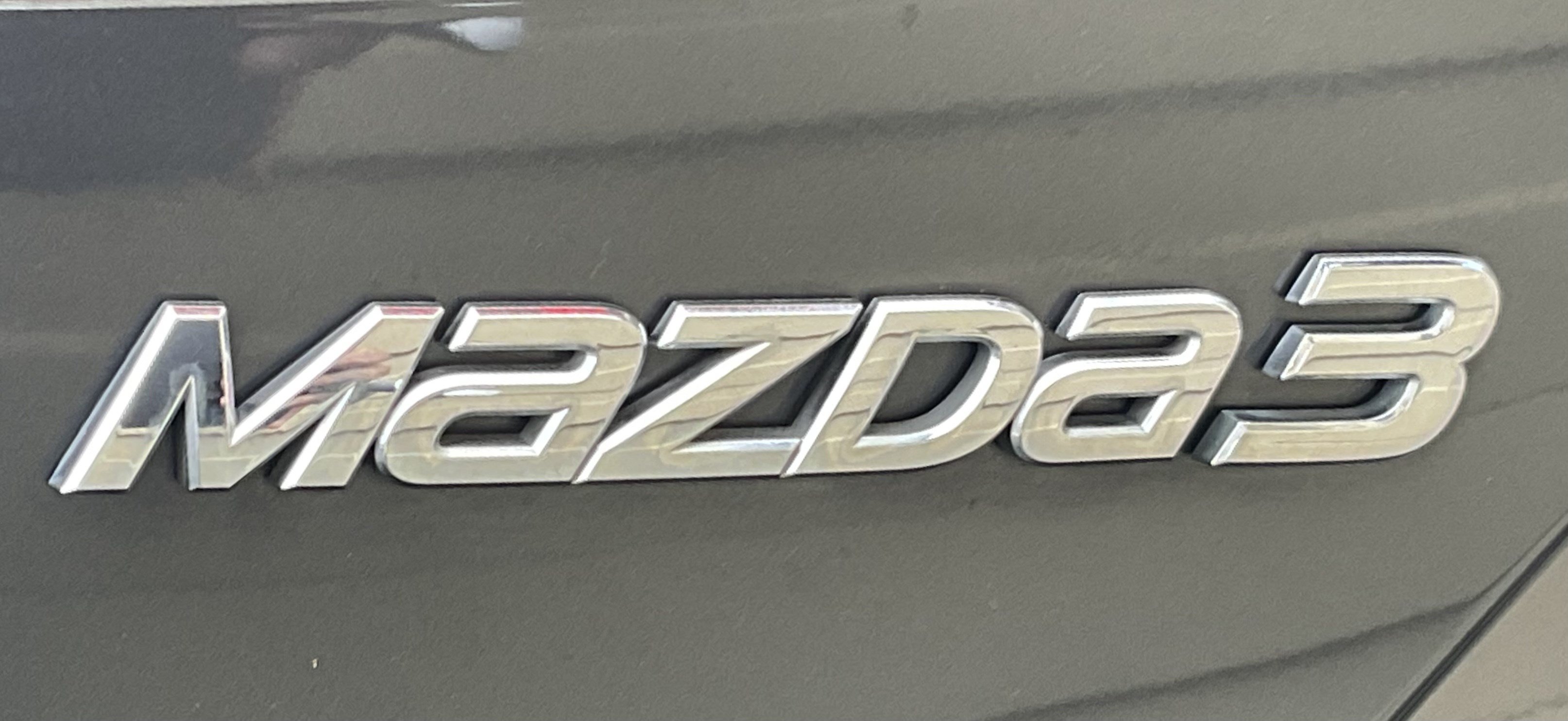 Used 2018 MAZDA MAZDA3 Touring FWD image 10