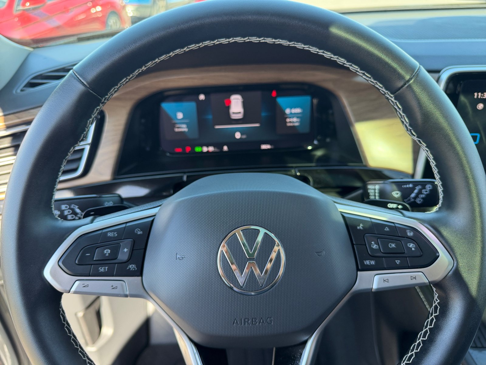 Used 2026 Volkswagen Atlas SE FWD image 9