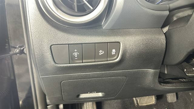 Certified 2023 Hyundai Kona SEL w/ Convenience Package AWD/4WD image 19