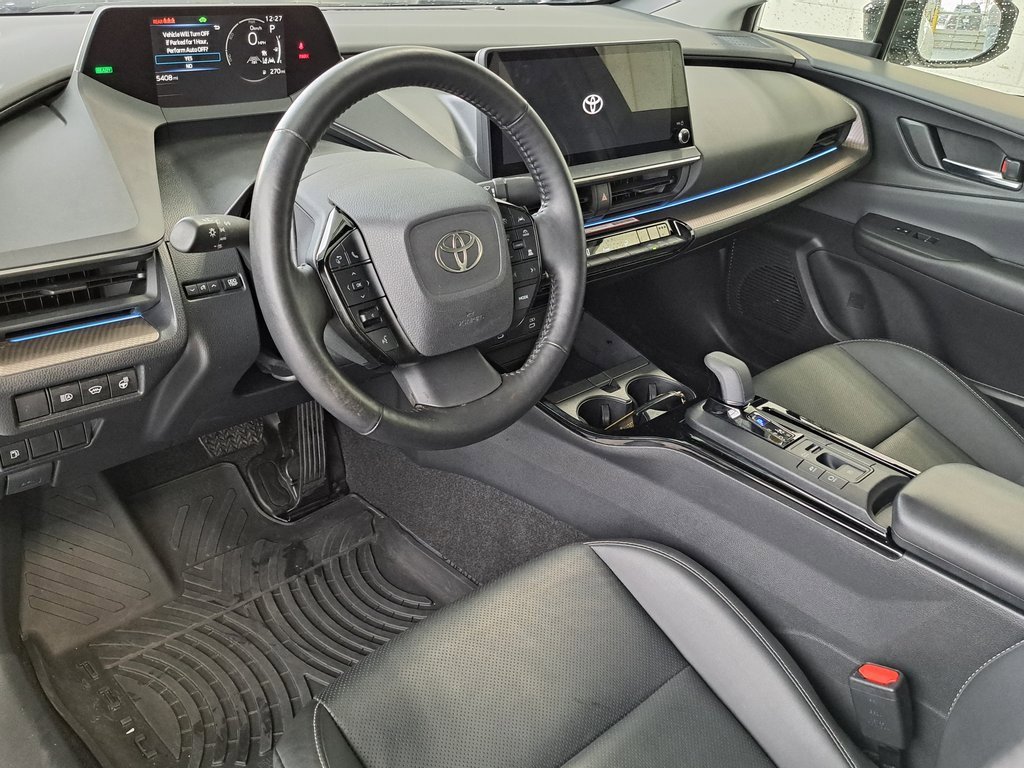 Used 2024 Toyota Prius XLE image 9