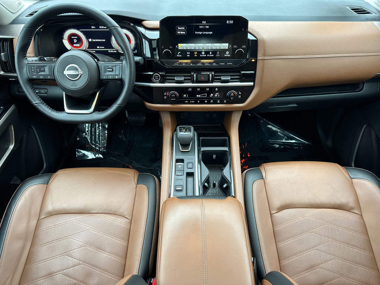 Used 2023 Nissan Pathfinder Platinum w/ Black Appearance Package image 12