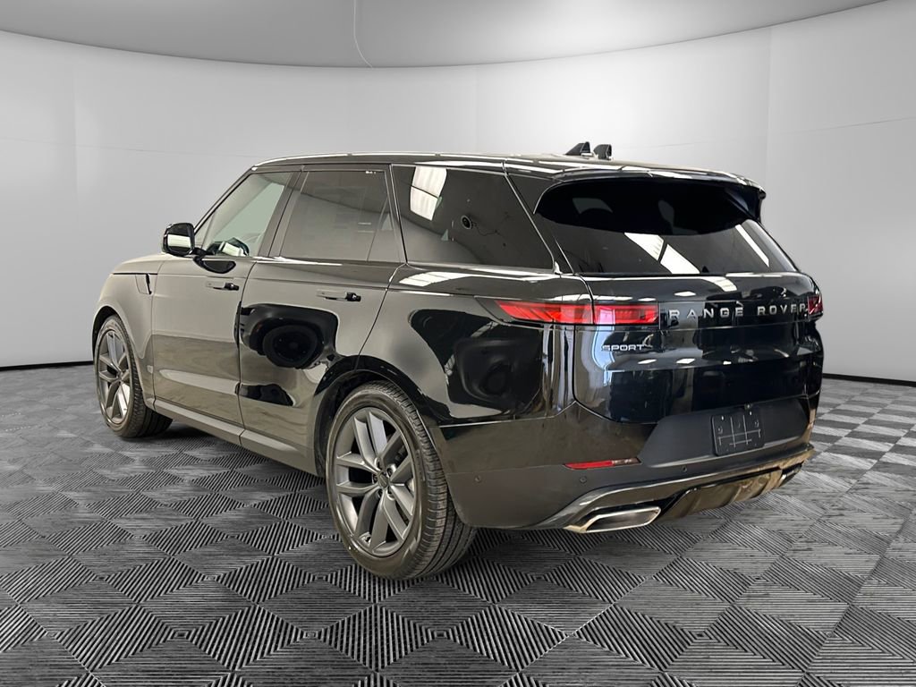 New 2026 Land Rover Range Rover Sport SE image 3