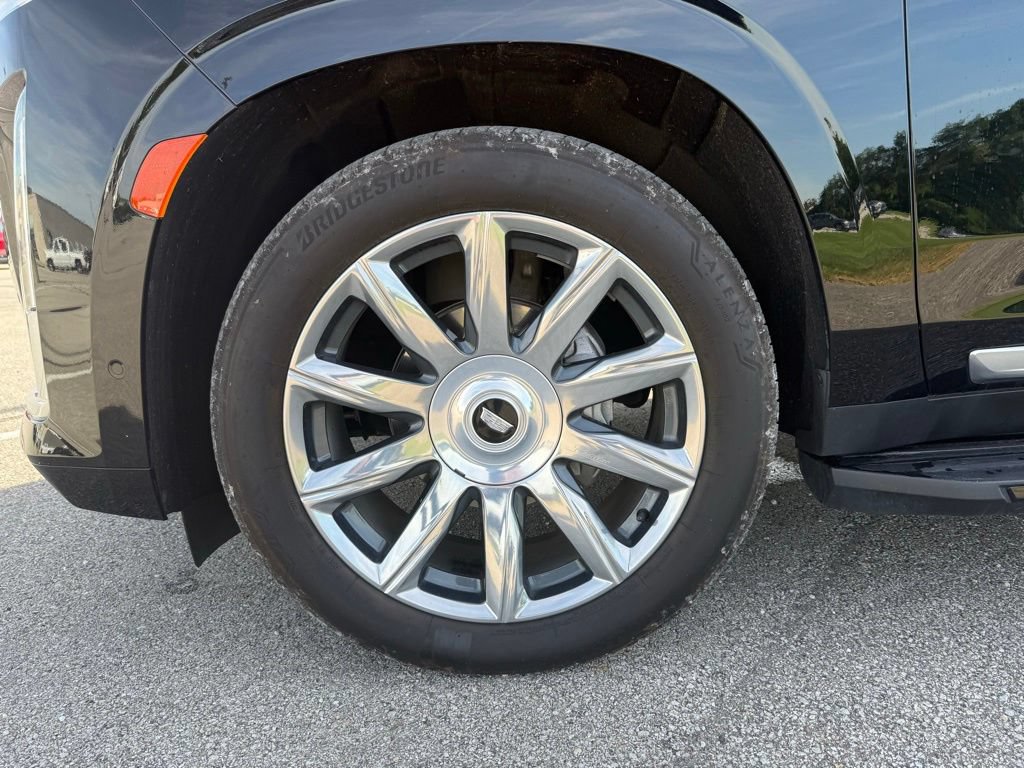 Used 2024 Cadillac Escalade Premium Luxury Platinum AWD/4WD image 14