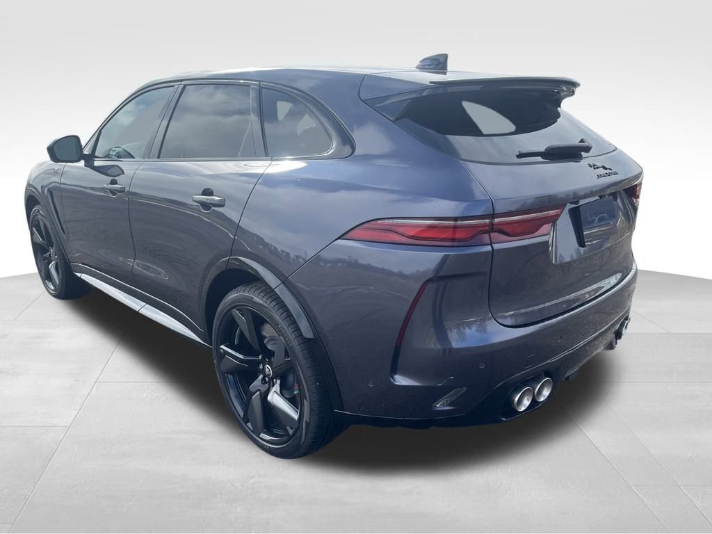 New 2026 Jaguar F-PACE SVR image 3