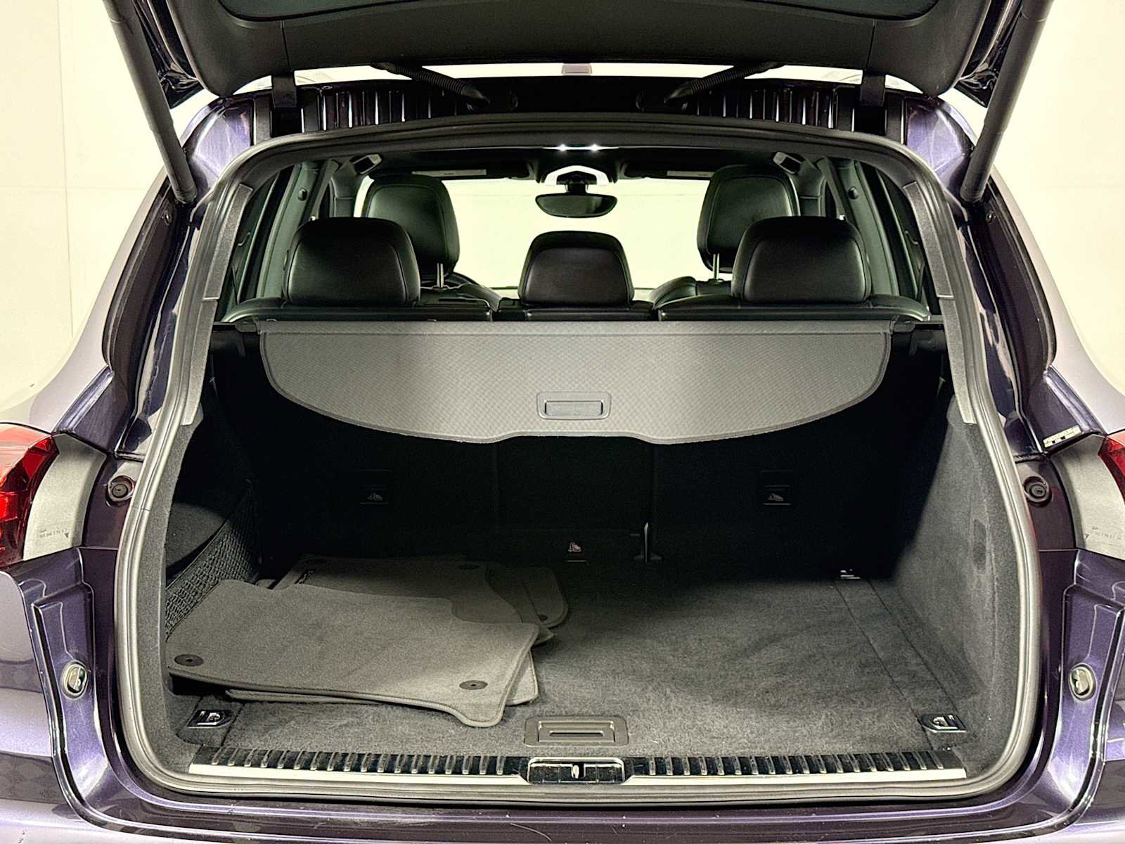 Used 2018 Porsche Cayenne image 25