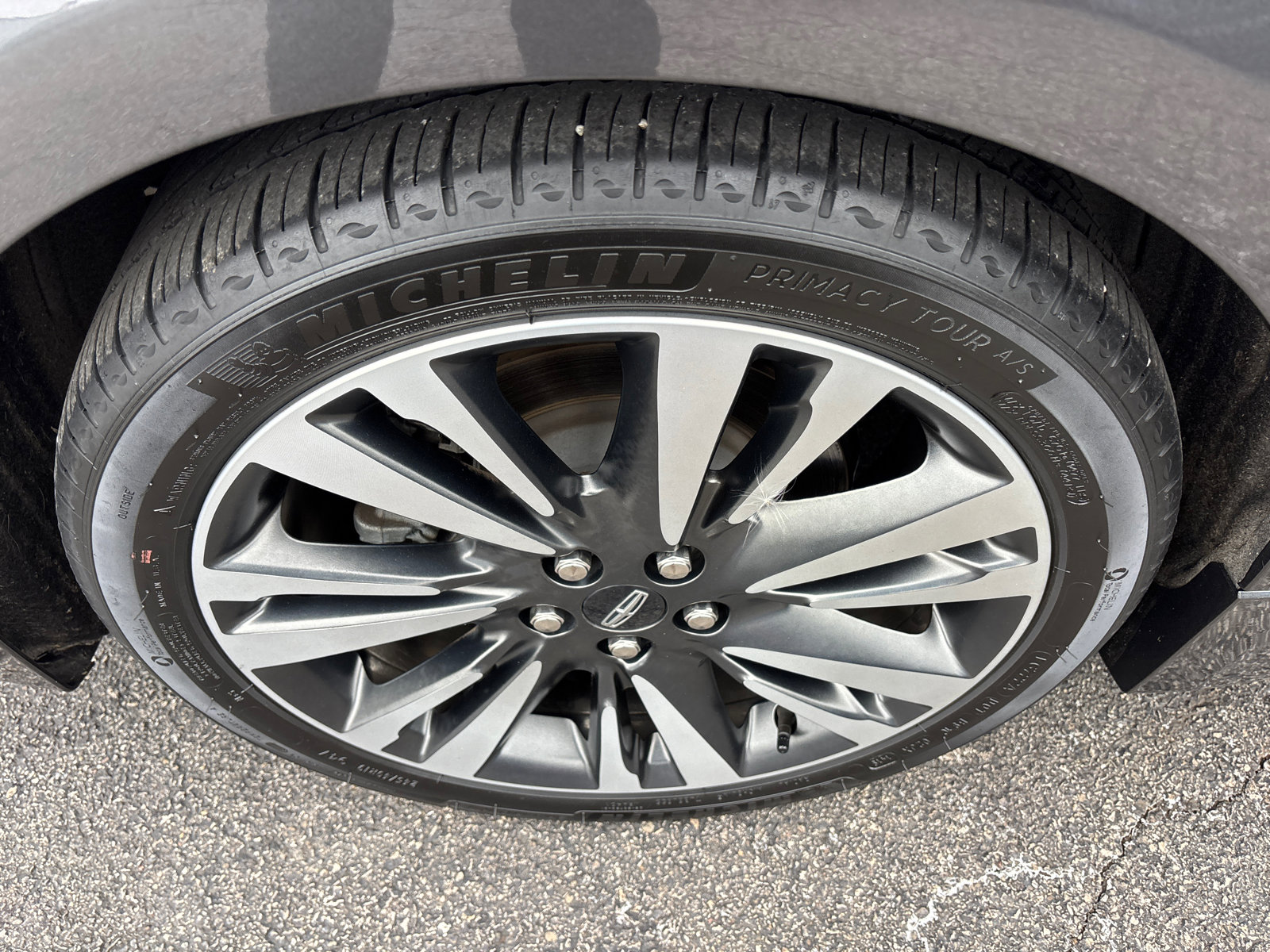 Used 2019 Lincoln MKZ Reserve image 10